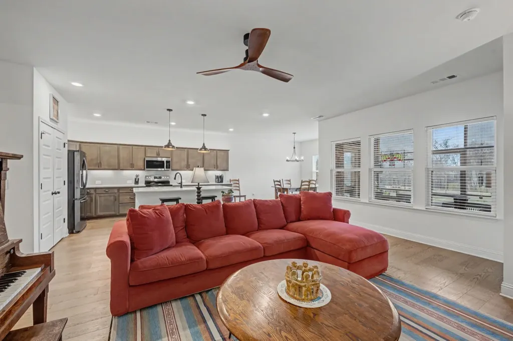 2065 Creekland View Boulevard Nashville TN 37207