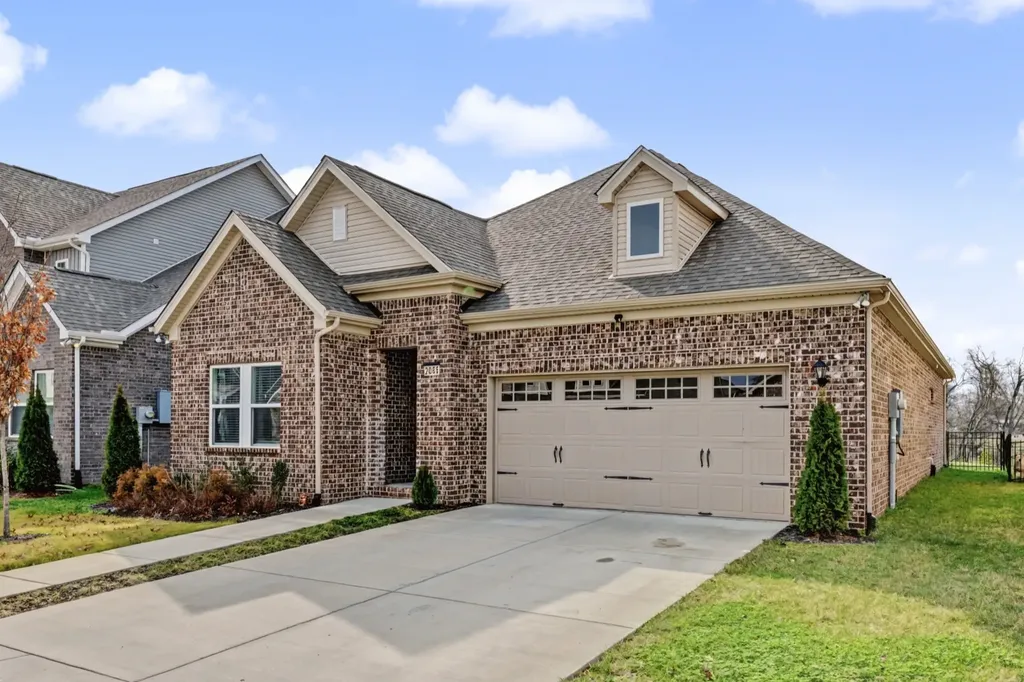 2065 Creekland View Boulevard Nashville TN 37207