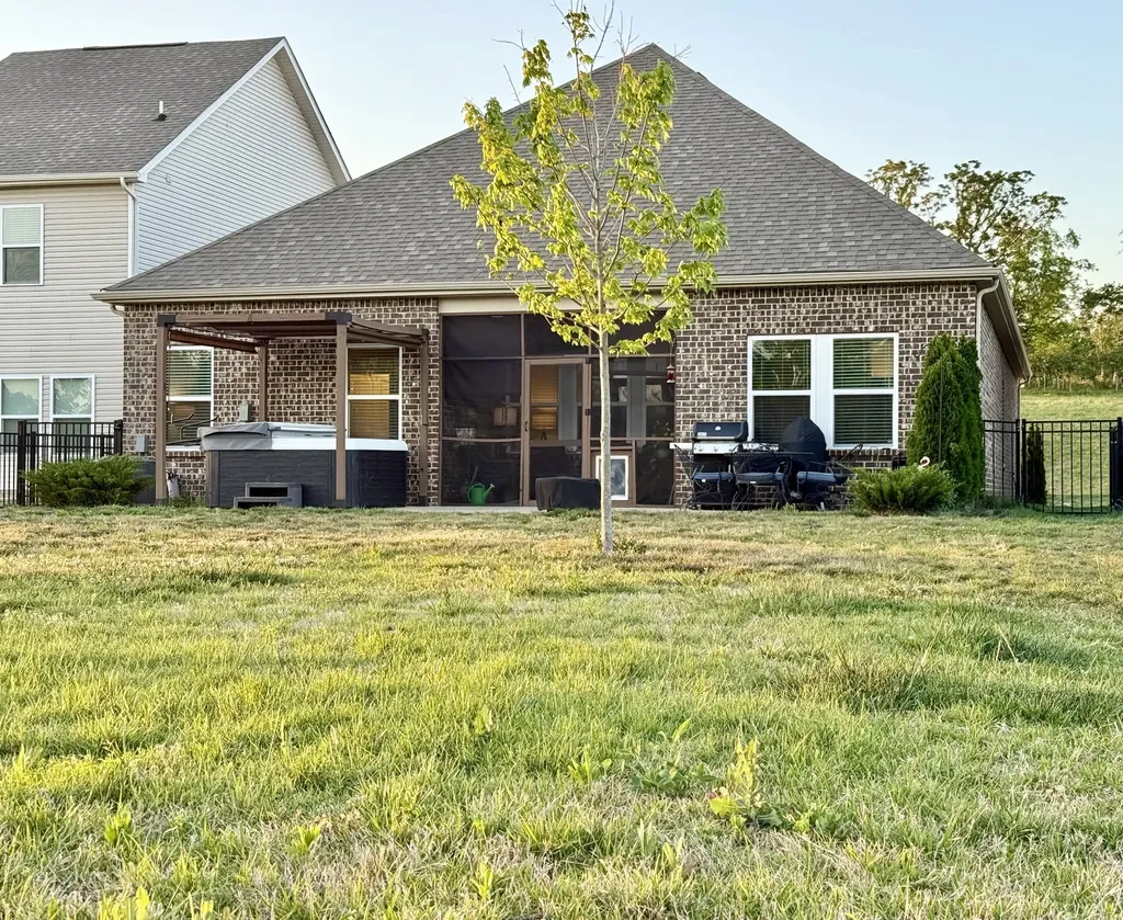 2065 Creekland View Boulevard Nashville TN 37207