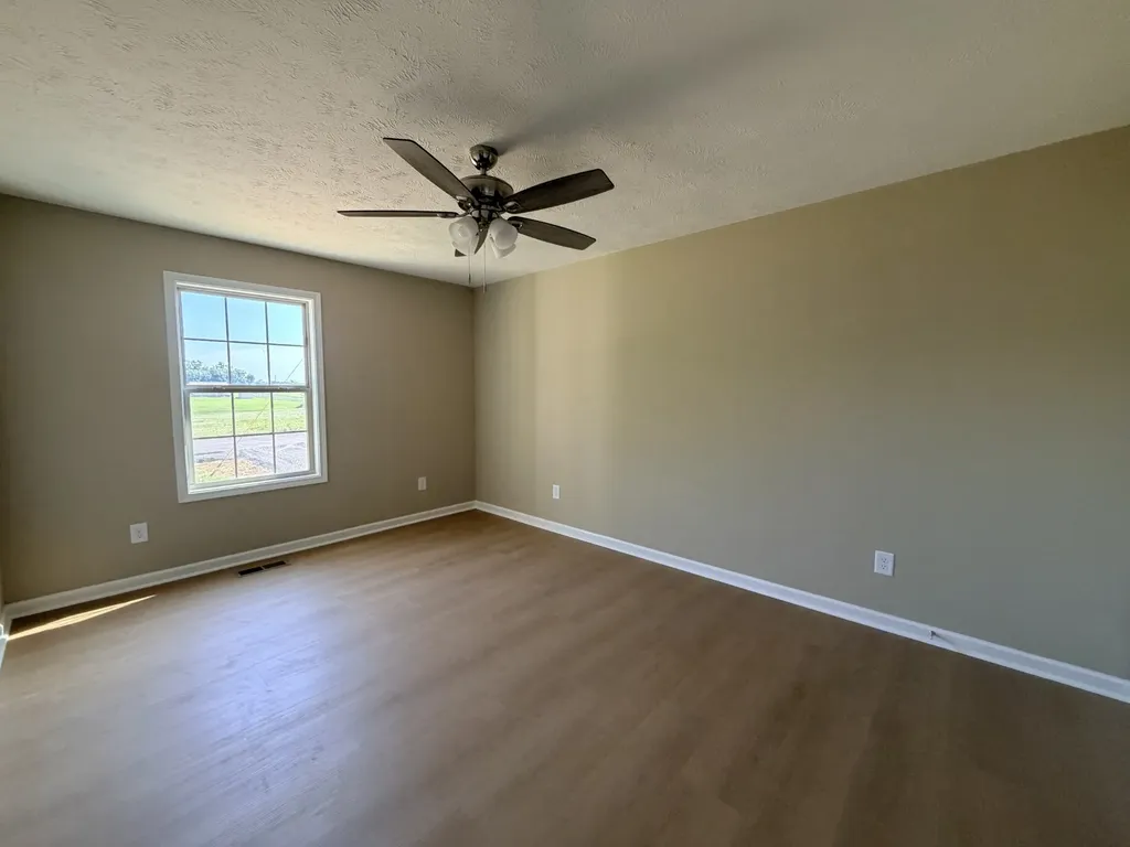 68 Magnolia Springs Way Lafayette TN 37083