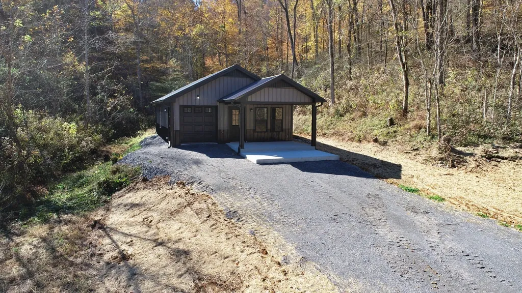 221 Pine Lick Estates Drive Whitleyville TN 38588