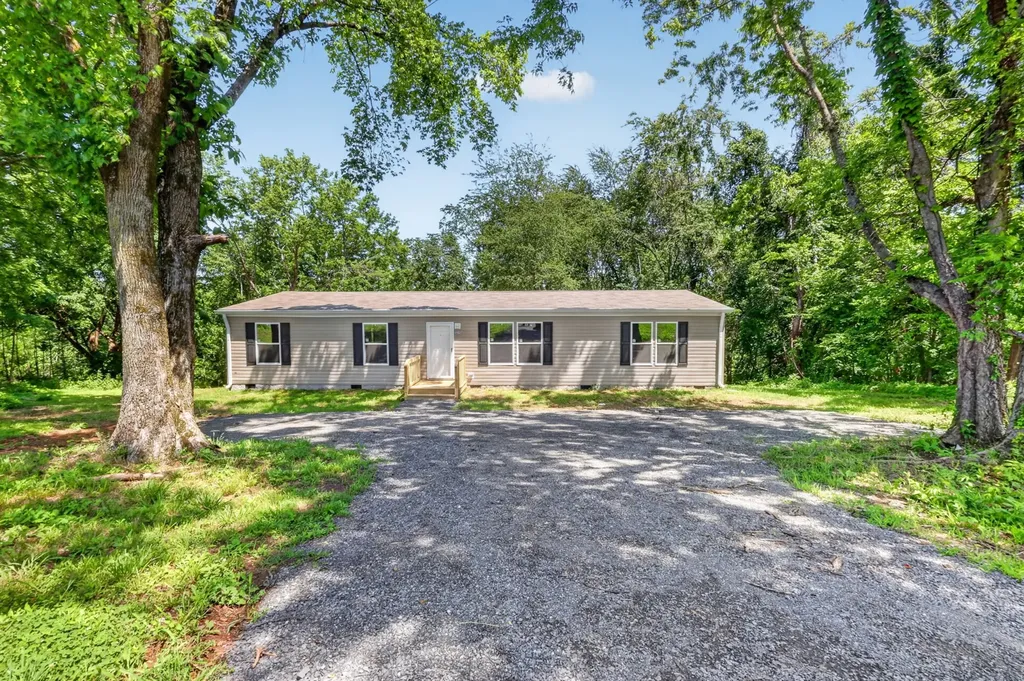 1291 Highway 259 Portland TN 37148