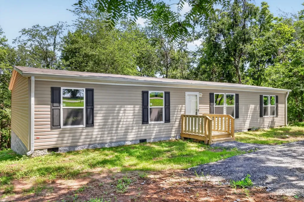 1291 Highway 259 Portland TN 37148