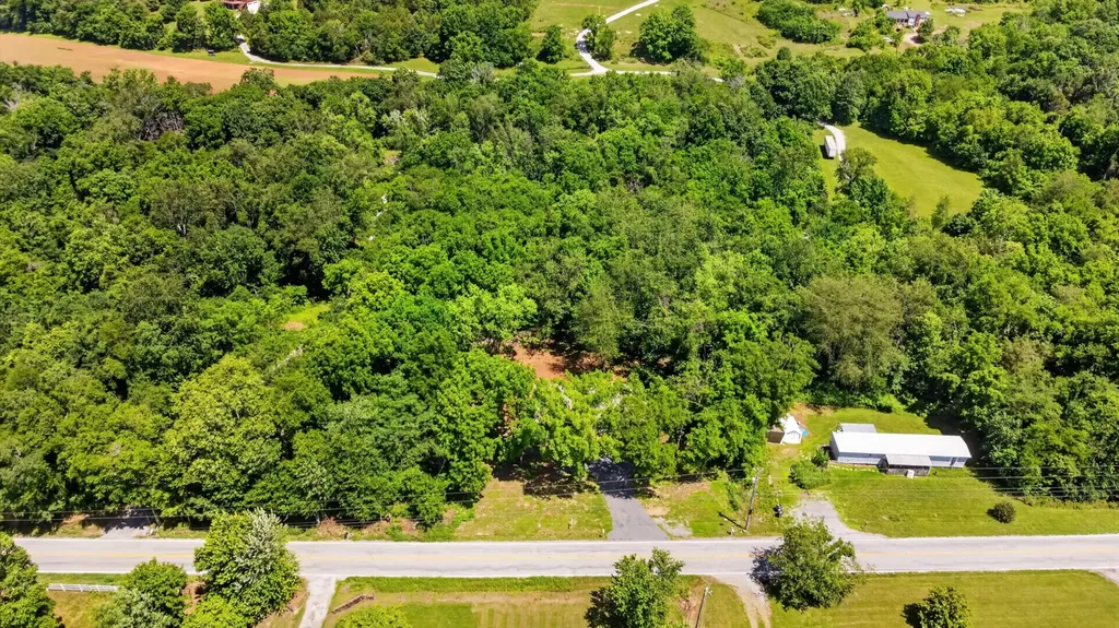 1291 Highway 259 Portland TN 37148