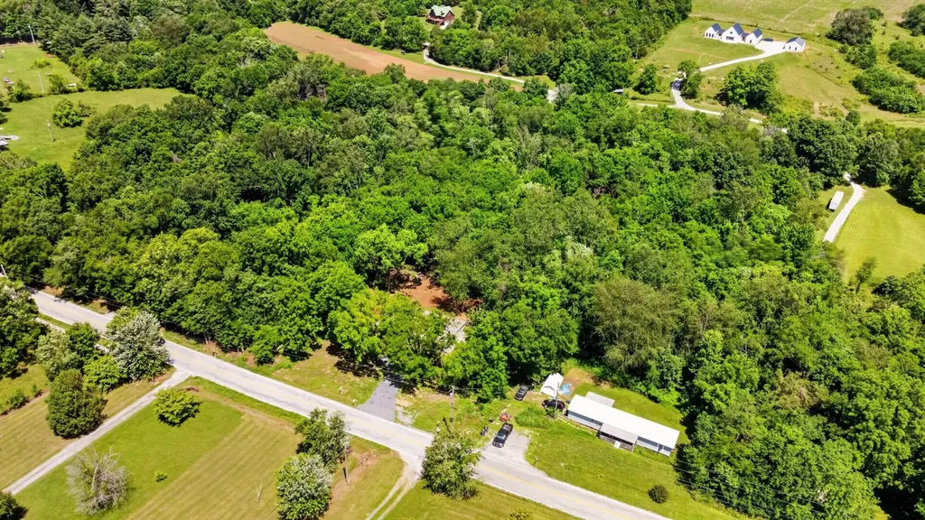 1291 Highway 259 Portland TN 37148
