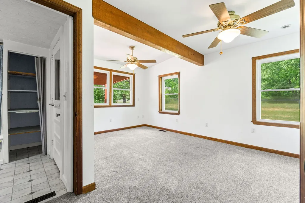 56 Elm Lane Sparta TN 38583
