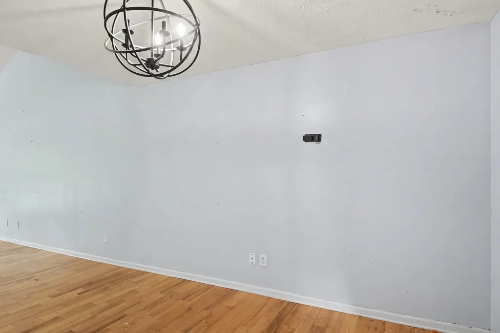 608 South Evening Shade White Bluff TN 37187