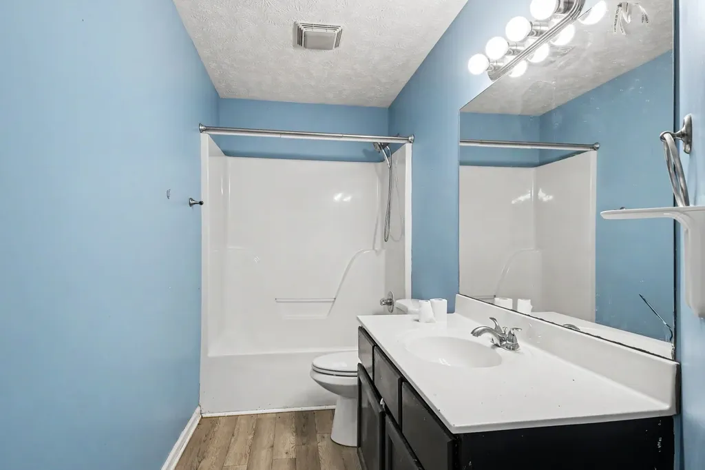 608 South Evening Shade White Bluff TN 37187