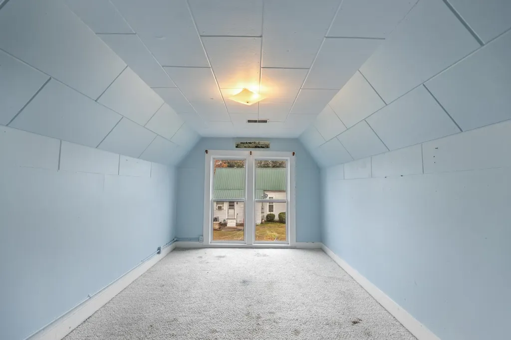 214 E Rhea Avenue Spring City TN 37381