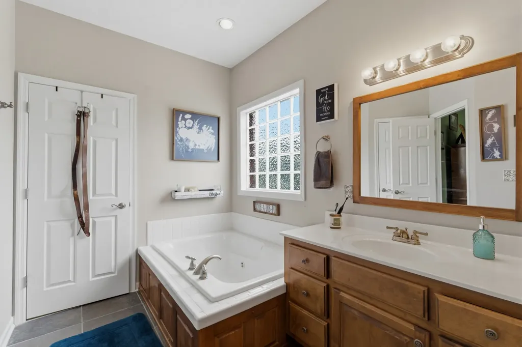 584 Golf Club Drive Smithville TN 37166