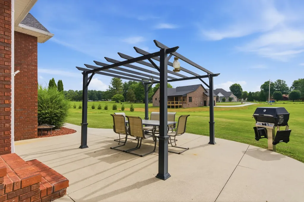 584 Golf Club Drive Smithville TN 37166