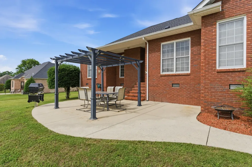 584 Golf Club Drive Smithville TN 37166