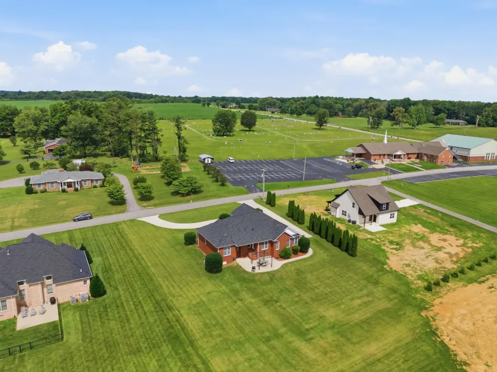 584 Golf Club Drive Smithville TN 37166