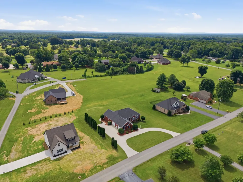 584 Golf Club Drive Smithville TN 37166