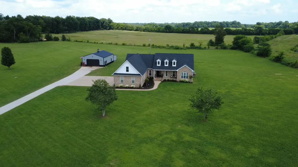 2829 Anes Station Road Lewisburg TN 37091