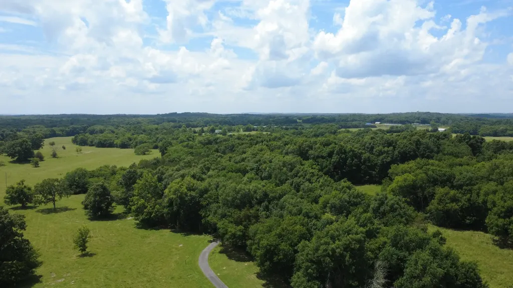2829 Anes Station Road Lewisburg TN 37091