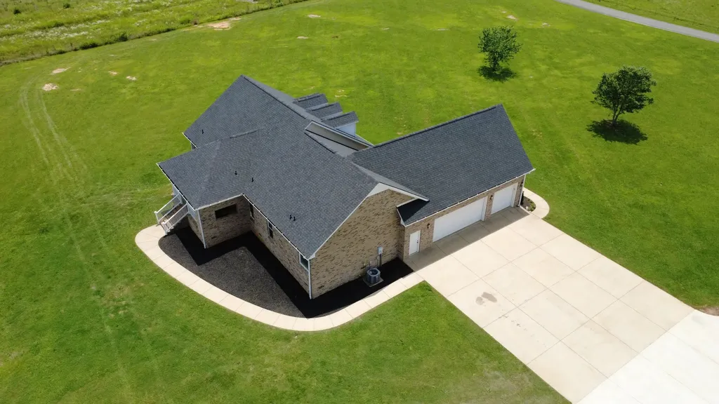 2829 Anes Station Road Lewisburg TN 37091