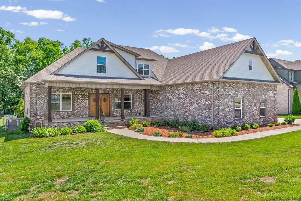 2015 Everest Drive Gallatin TN 37066