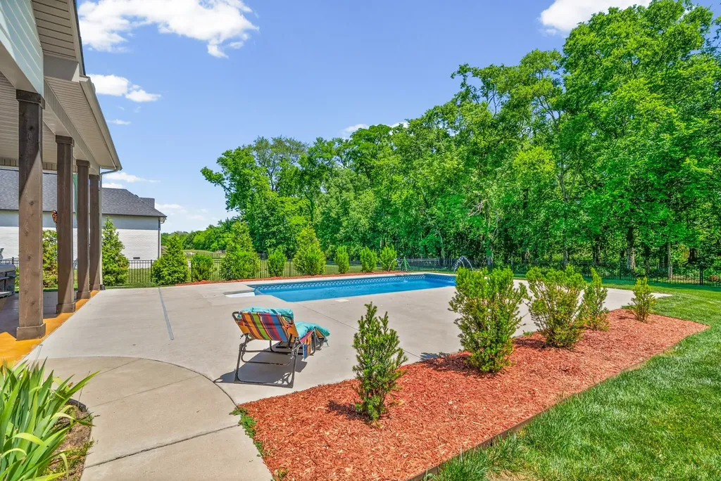 2015 Everest Drive Gallatin TN 37066