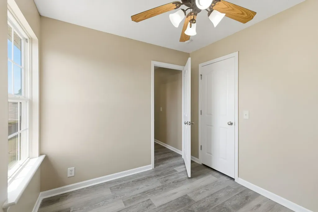 1327 Tonya Drive La Vergne TN 37086