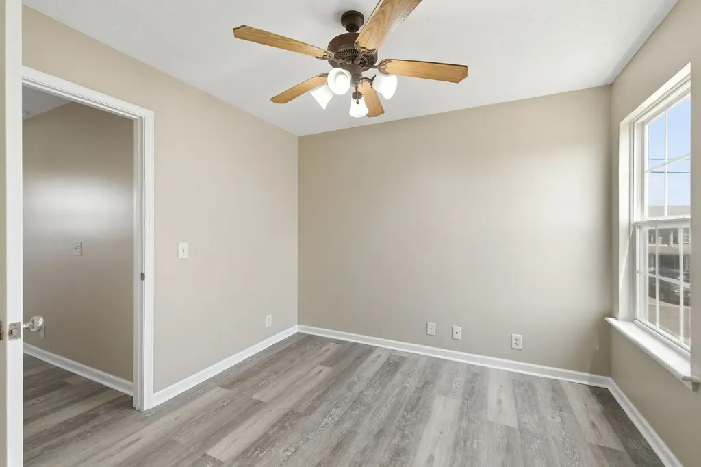 1327 Tonya Drive La Vergne TN 37086