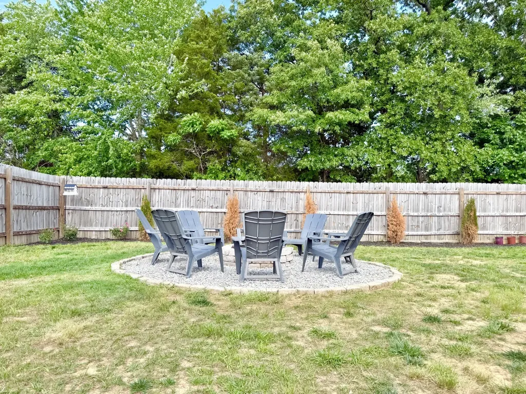 1457 Fredrick Drive Clarksville TN 37042