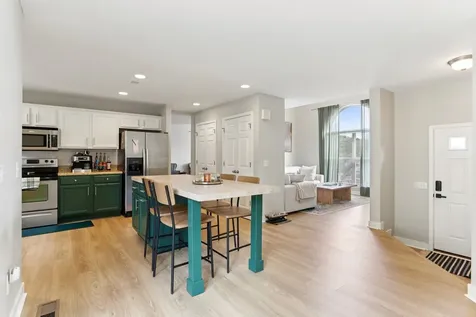 2048 Harvest Lane Nashville TN 37218