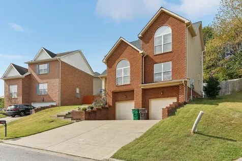 2048 Harvest Lane Nashville TN 37218