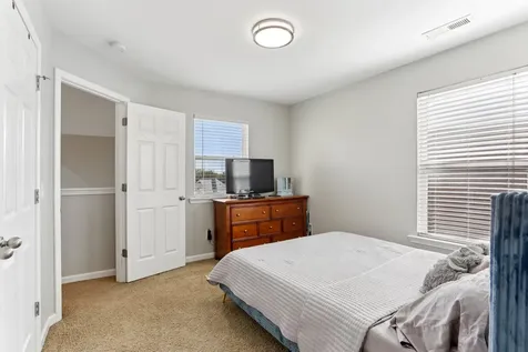 2048 Harvest Lane Nashville TN 37218