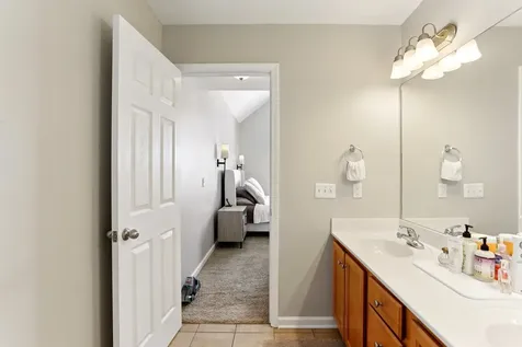 2048 Harvest Lane Nashville TN 37218