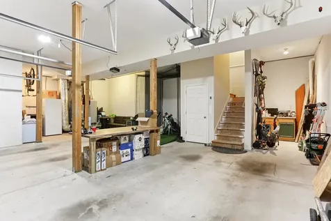 2048 Harvest Lane Nashville TN 37218