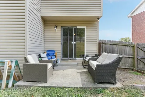 2048 Harvest Lane Nashville TN 37218