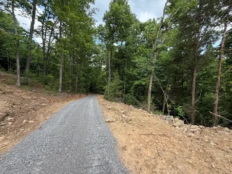 1979 Norton Branch Road Beechgrove TN 37018