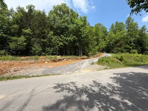 1979 Norton Branch Road Beechgrove TN 37018