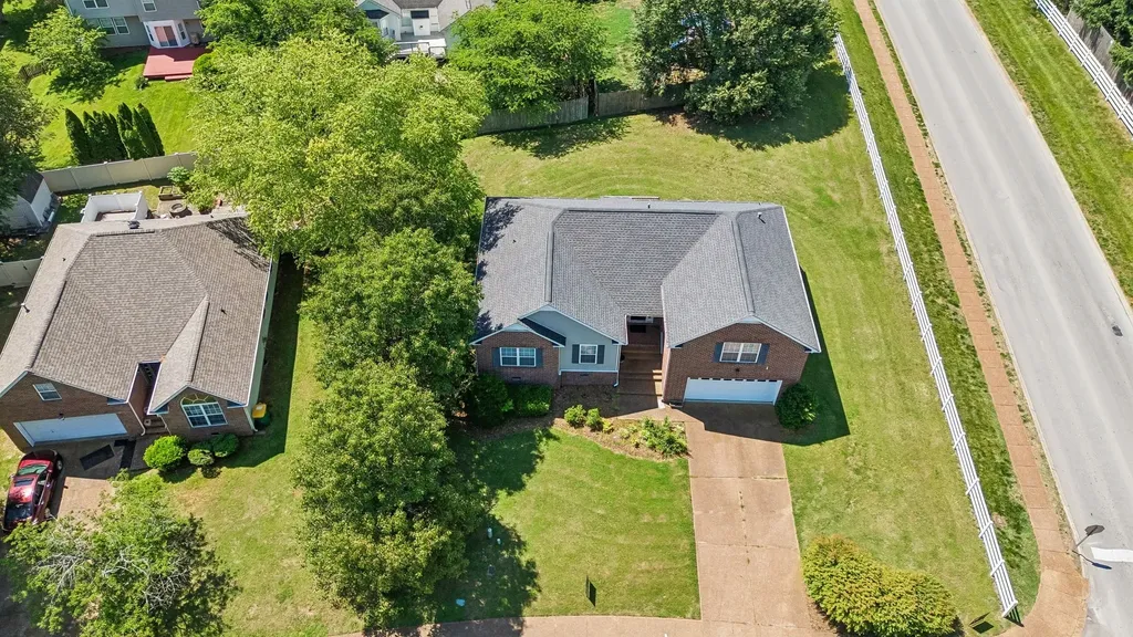2601 Danbury Circle Spring Hill TN 37174