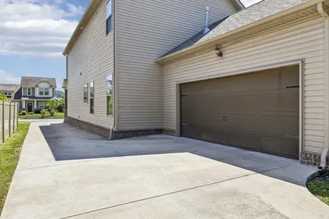 1649 Brockton Lane Nashville TN 37221