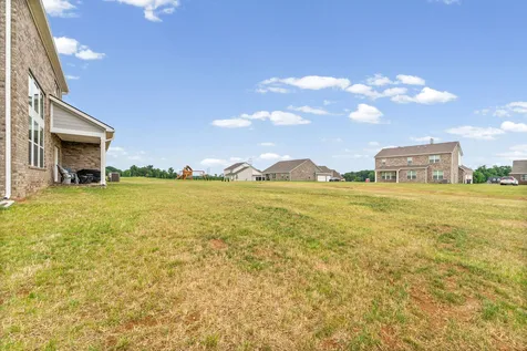 210 Autumn Fern Court Clarksville TN 37043