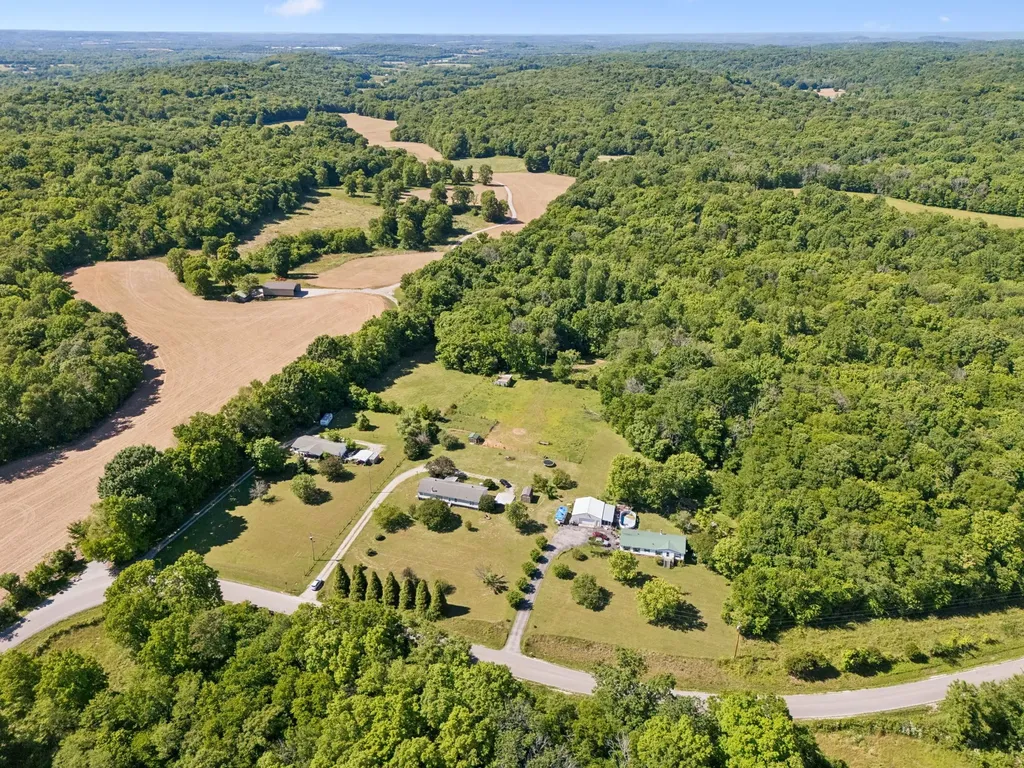 4870 Haley Lane Columbia TN 38401