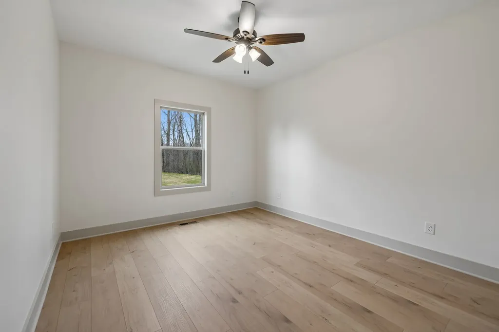 4105 Long Creek Road Lafayette TN 37083