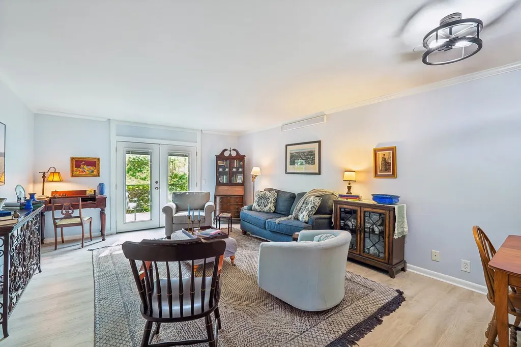 2116 Hobbs Road Nashville TN 37215