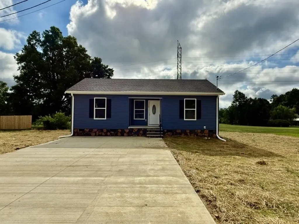 107 Chastain Street Tullahoma TN 37388