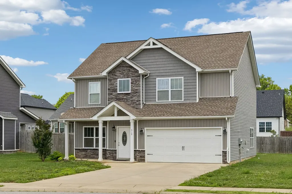 519 Latham Court Clarksville TN 37043