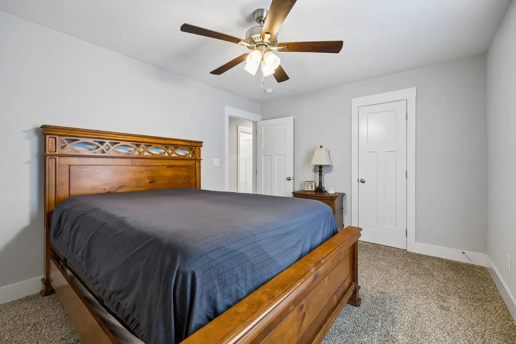 519 Latham Court Clarksville TN 37043