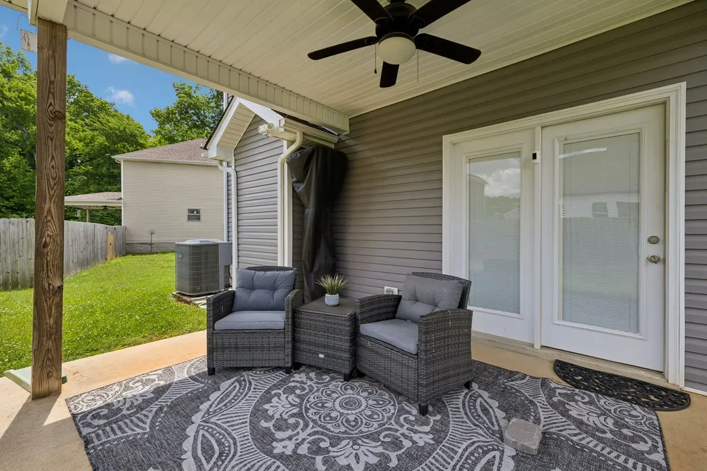 519 Latham Court Clarksville TN 37043