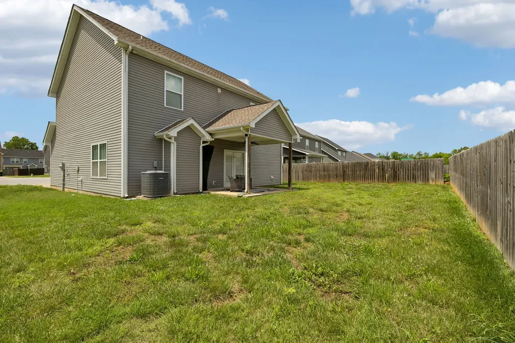 519 Latham Court Clarksville TN 37043