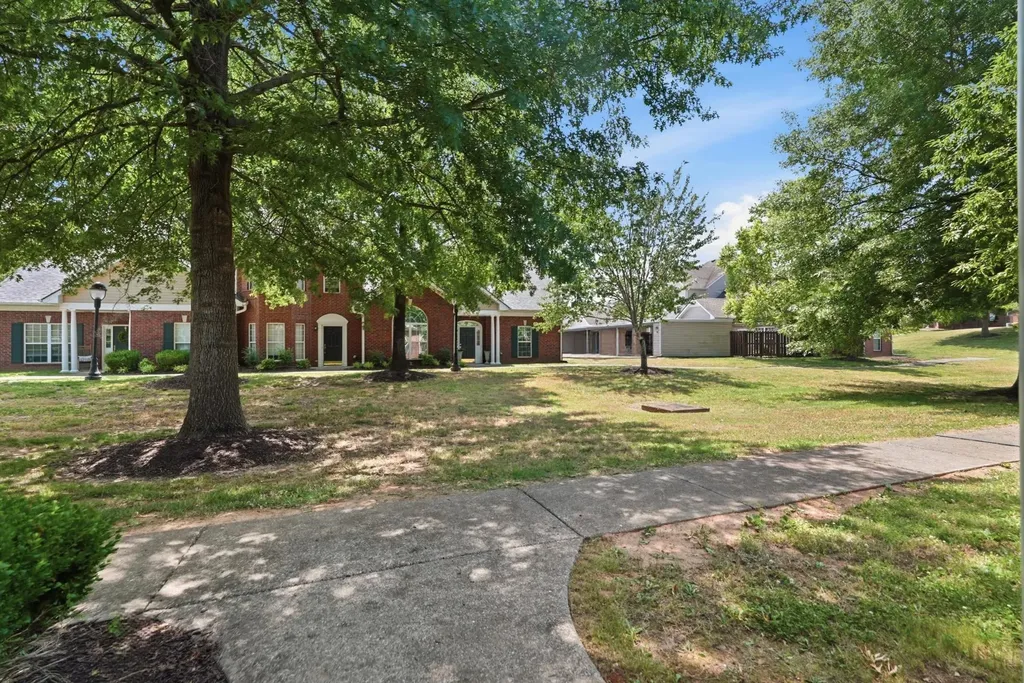 2 Hosier Court Lebanon TN 37087
