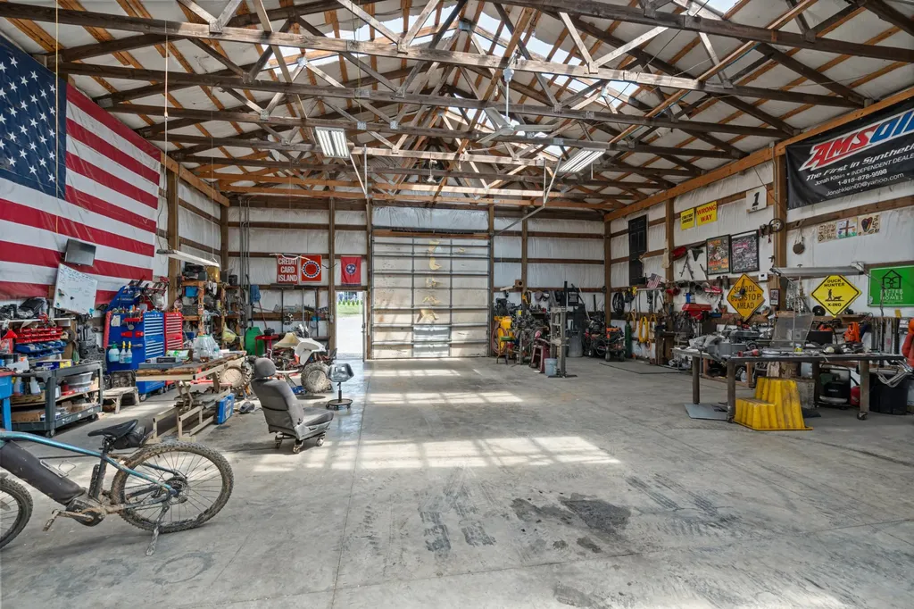 3135 Vanleer Highway Charlotte TN 37036
