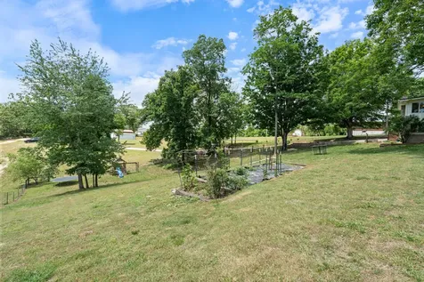 3135 Vanleer Highway Charlotte TN 37036