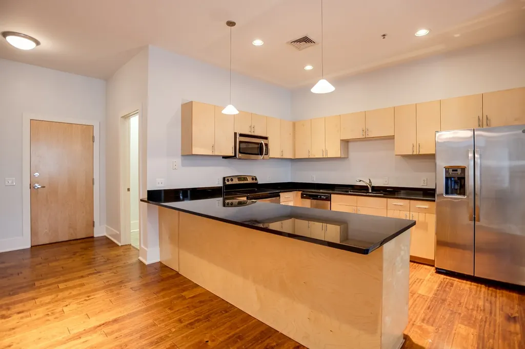 2201 8th Ave, S Nashville TN 37204
