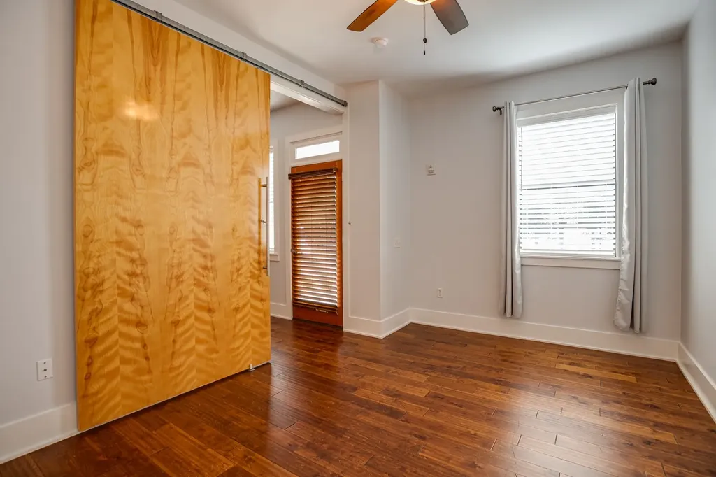 2201 8th Ave, S Nashville TN 37204